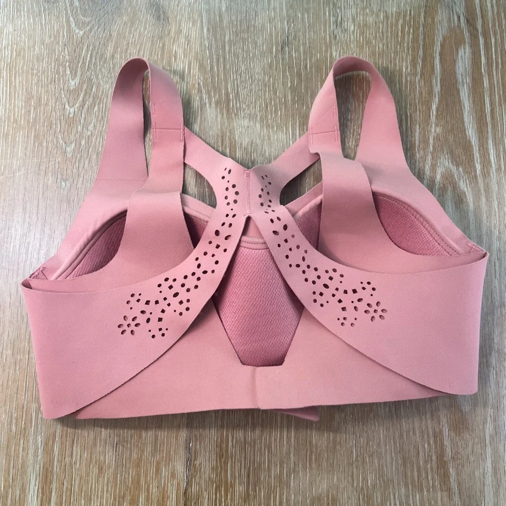 Victoria's Secret Victoria Sport bra 32C Angel Max Pink Peach‎ Racer back padded